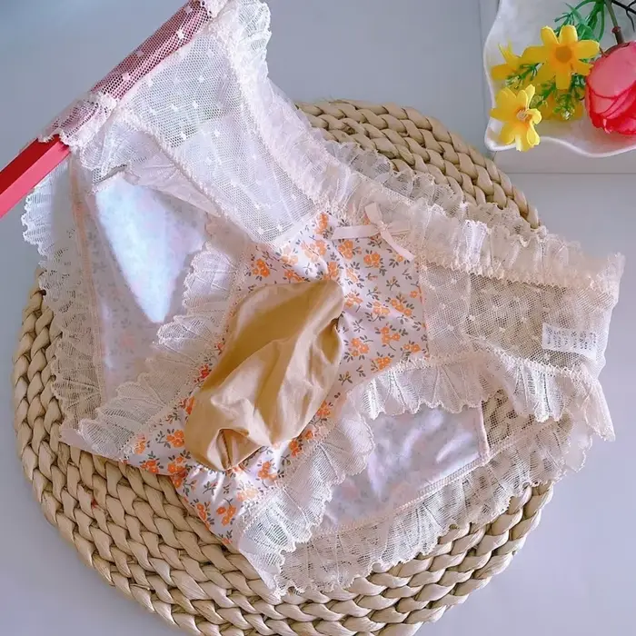 Culotte Érotique À Volants Dentelle Florale Transparente Pour Soirées Romantiques Fêtes Privées Occasions Spéciales