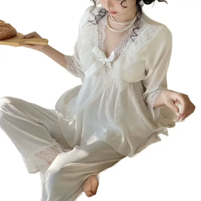 Pyjama de Soie Glaciale pour Femmes Style Mignon Longues Manches V Col Pantalon Cheville Printemps Été Occasions Spéciales