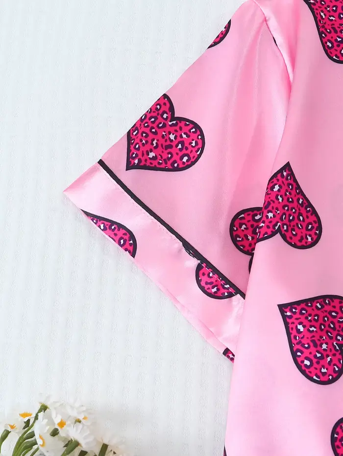 [Saint valentin] Pyjama 2 pièces en satin avec imprimé cœur, short à manches courtes, pyjama pour femme, ensemble de vêtements de détente adapté à un usage domestique