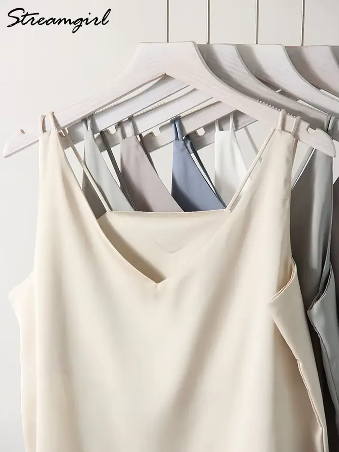 Camisole en satin pour femme élégante et sexy - Streamgirl - Tailles S, M, L, XL - Occasions spéciales et quotidienne