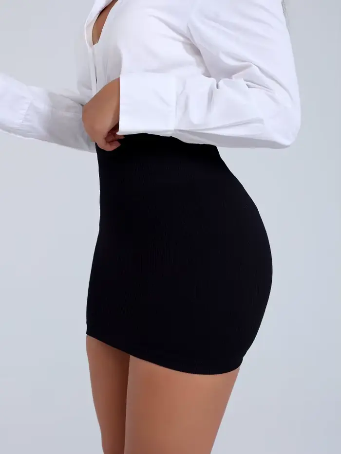 Sexy mini sukňa Slim s rebrovaným vzorom