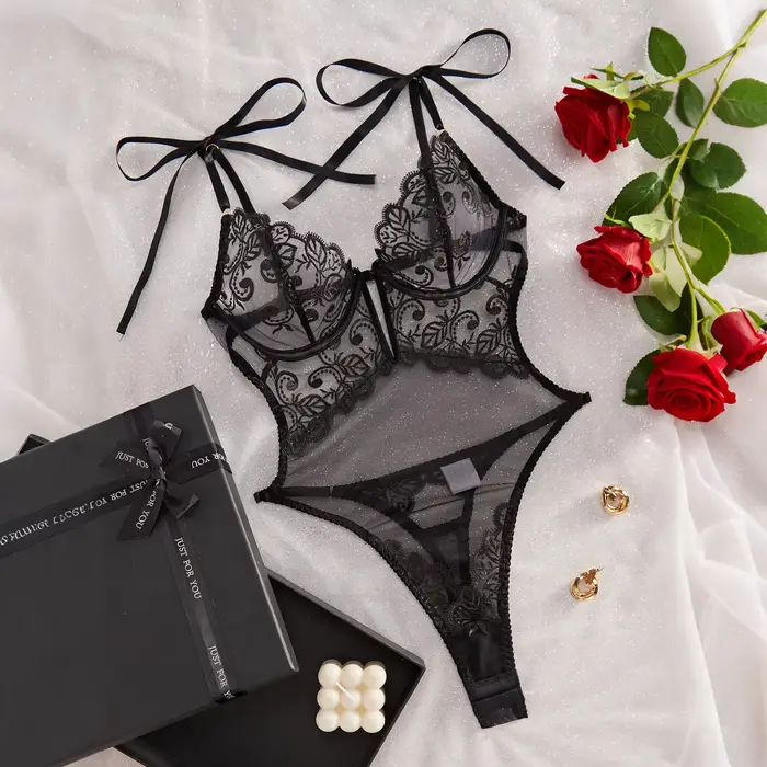 Ensemble de lingerie sexy pour femmes, dentelle patchwork, broderie, sous-vêtements transparents, ma