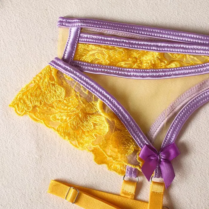Ensemble intime féminin à broderie florale transparente pour femmes, lingerie sexy et romantique pour occasions spéciales