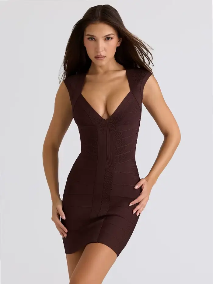 Sexy priliehavé minišaty s výstrihom do V a bez rukávov pre ženy