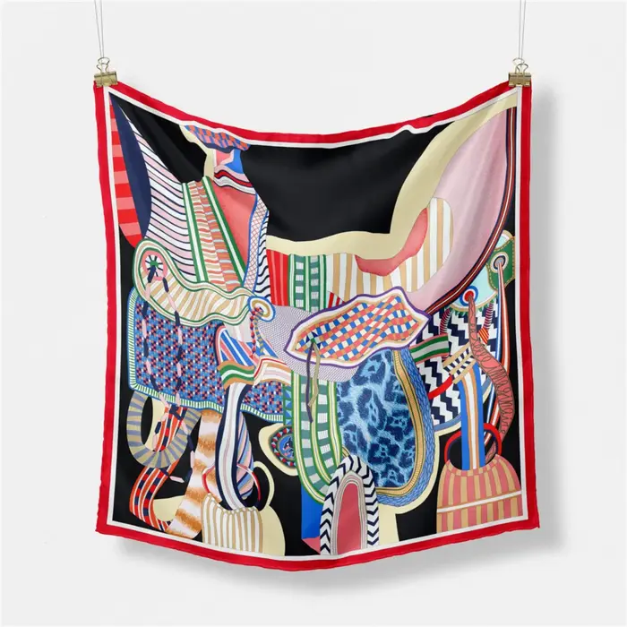 53cm Design magnifique selle marque carré écharpe femme nouvelle Foulard en soie femmes Bandana luxe