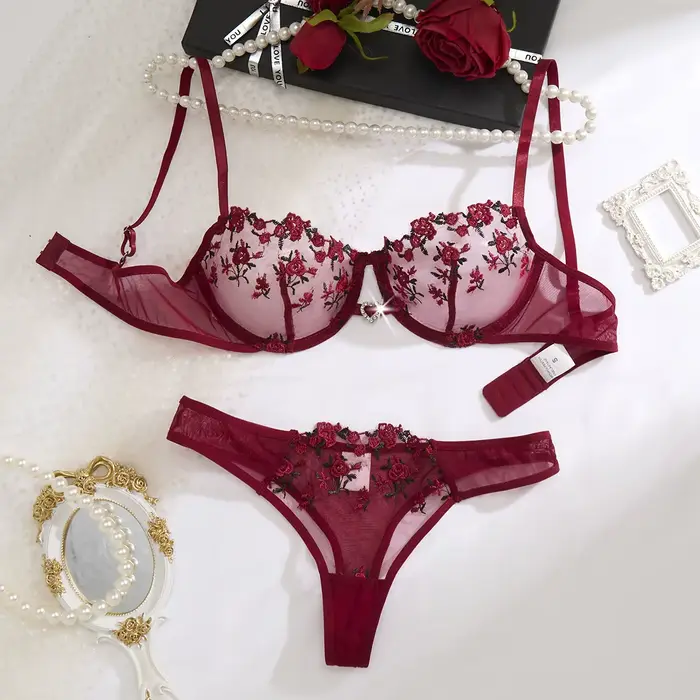 Ensemble de lingerie en dentelle brodée florale de style français rouge bordeaux, soutien-gorge tran