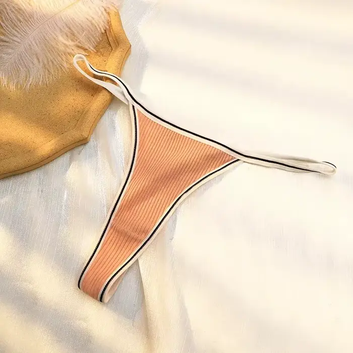 Sexy jednodielne nízke tangá bez švov z antibakteriálnej bavlny pre ženy