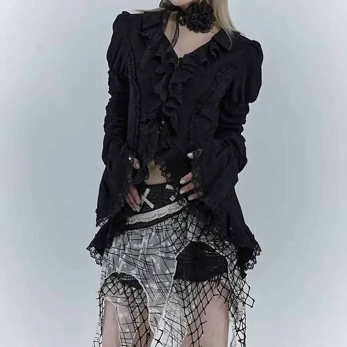 Karrcat-Chemise gothique en dentelle noire, chemisiers irréguliers esthétiques foncées, style CHRIST