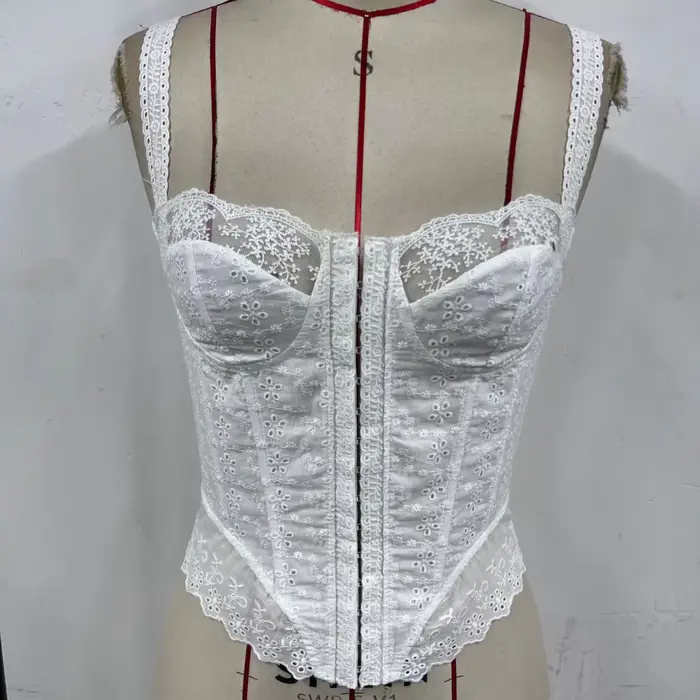 Elegantný francúzsky biely korzetový top s krátkym strihom a hranatým výstrihom pre ženy