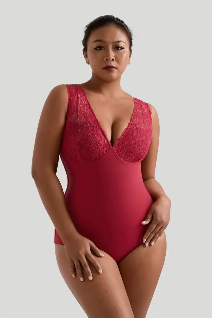 Dámske telo 2026 Trend letná čipka háčkovanie Sexy V-neck Push-Up formovanie namontované denne jeden kus kombinácia krátke dámske body