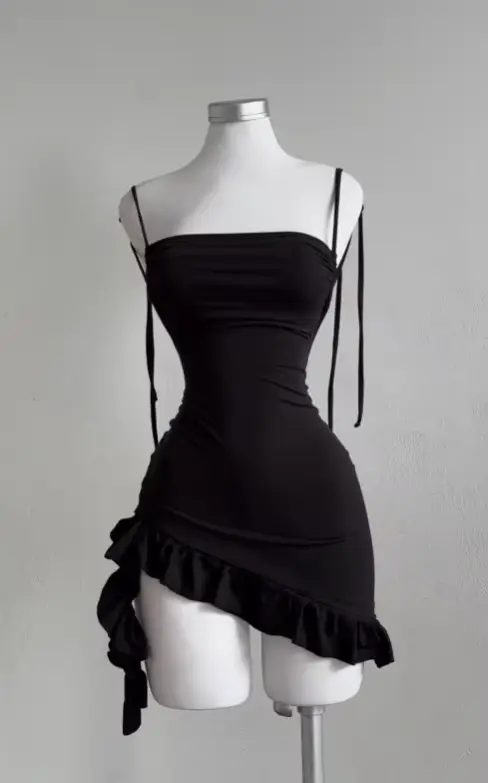 Robe sexy à lacets dos nu pour fille, jupe moulante à la hanche, sensation haut de gamme, populaire,