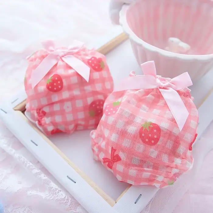 Roztomilá jahodová školáčka nohavičky Sexy sieťované priedušné japonské Kawaii Lolita spodné prádlo pre ženy tangá
