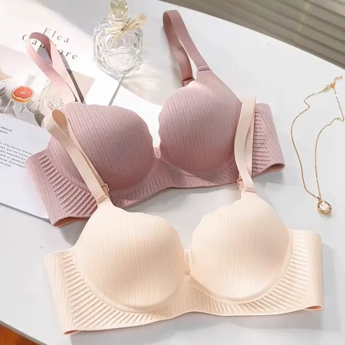 Bezdrôtová push-up podprsenka pre ženy