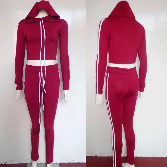 Ensemble de survêtement femme Fitness décontracté 2 pièces ensembles côté rayé à capuche culture hauts et pantalons survêtement extensible deux pièces tenue Chandal