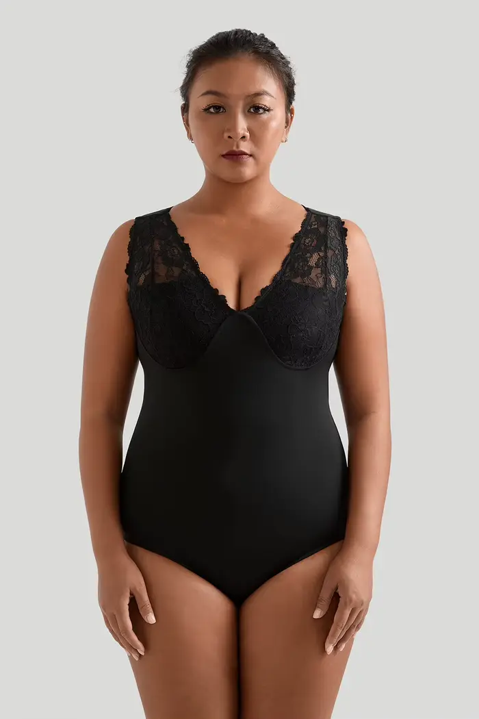 Dámske telo 2026 Trend letná čipka háčkovanie Sexy V-neck Push-Up formovanie namontované denne jeden kus kombinácia krátke dámske body