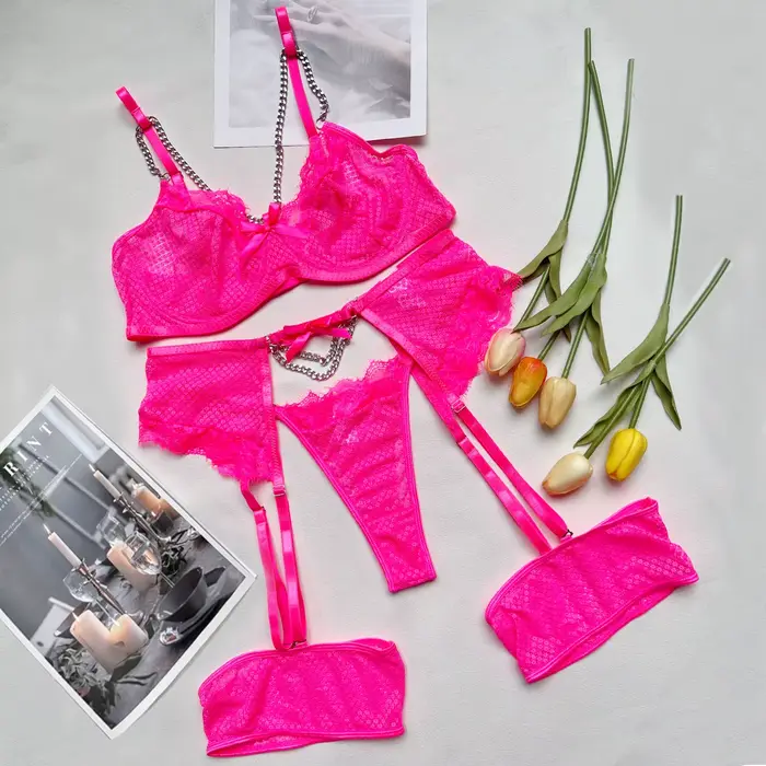 Sexy ženská intímna sada z elastanu a Ericama čipky pre špeciálne príležitosti pre ženy