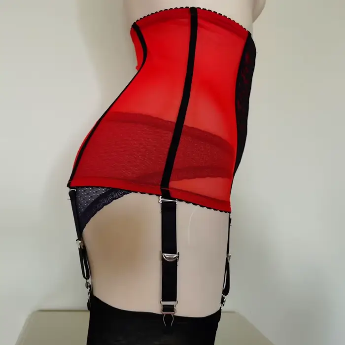 Sexy podväzkový pás pre ženy