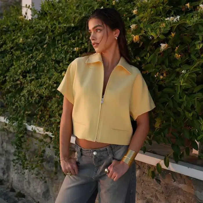 MUJER Krátka bunda pre ženy s krátkym rukávom