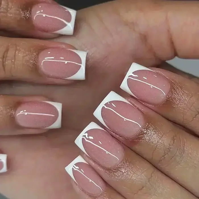 Faux ongles jaunes simples press-on design français style maritime 24 pièces pour nail art professionnel et débutants