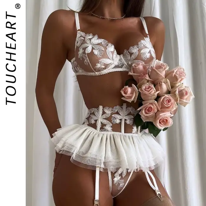 Toucheart-Ensemble de lingerie 3 pièces pour femme, jarretelles, mini jupe, soutien-gorge brodé transparent, sous-vêtements sexy, nouveau, 7.0