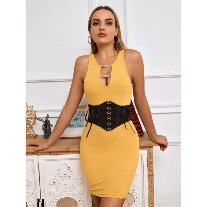 Elegantný a sofistikovaný čipkovaný korzet na večer, svadbu, ples a iné špeciálne príležitosti