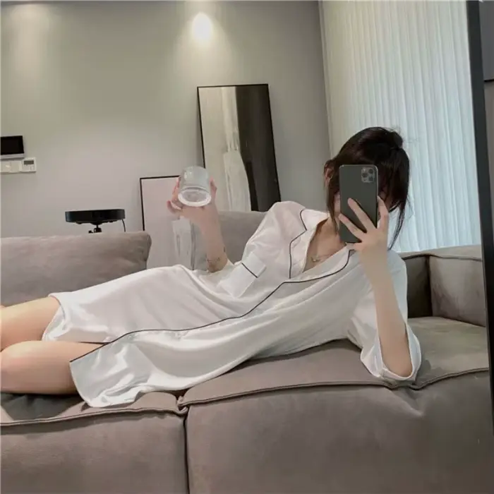 Nová sexy hodvábna nočná košeľa pre ženy, letné pyžamo, sexy nočná košeľa pre ženy, hodvábne domáce oblečenie, jarné a jesenné šaty