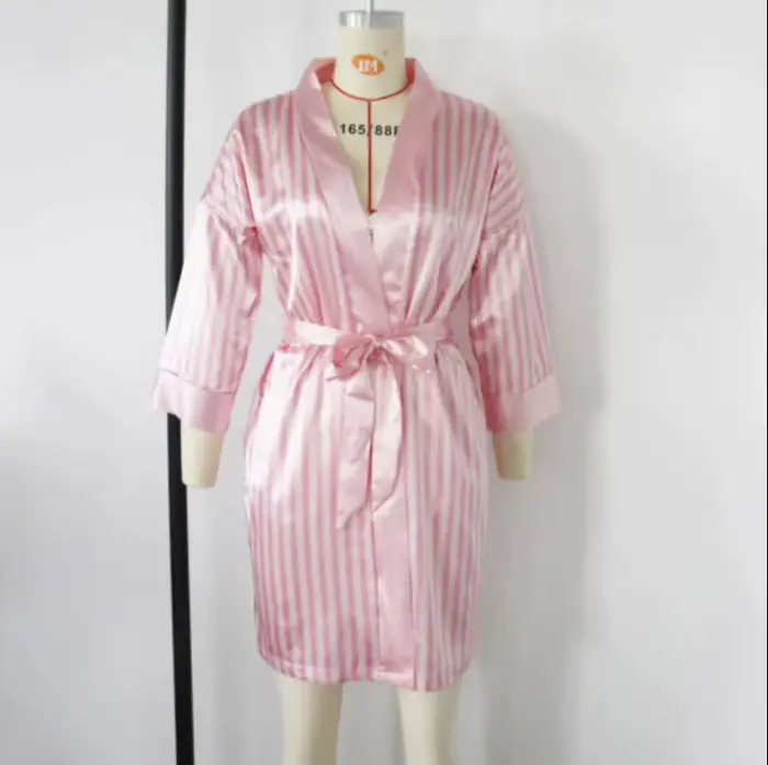 Robe de lingerie sexy pour femmes, satin rayé rose, courte, vêtements de nuit, peignoir, vêtements d
