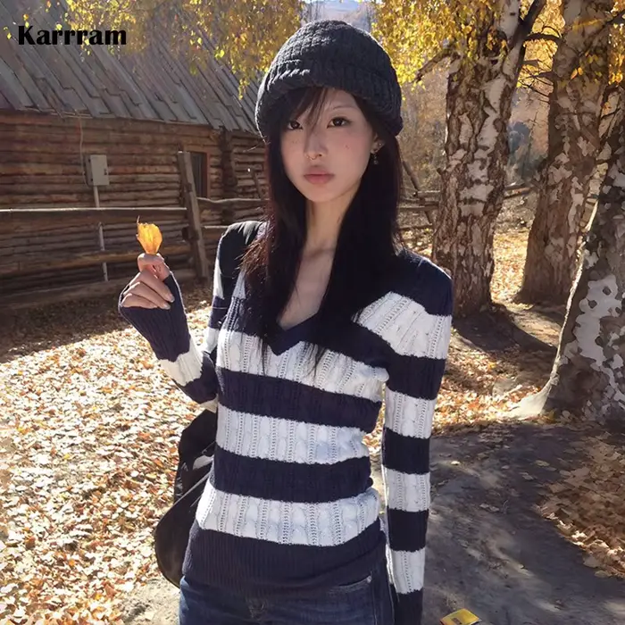 Japonský Karrram Y2k V-výstrih pruhovaný sveter Vintage Harajuku tenký úplet Korejský štýl zimné pleteniny 2000s estetika