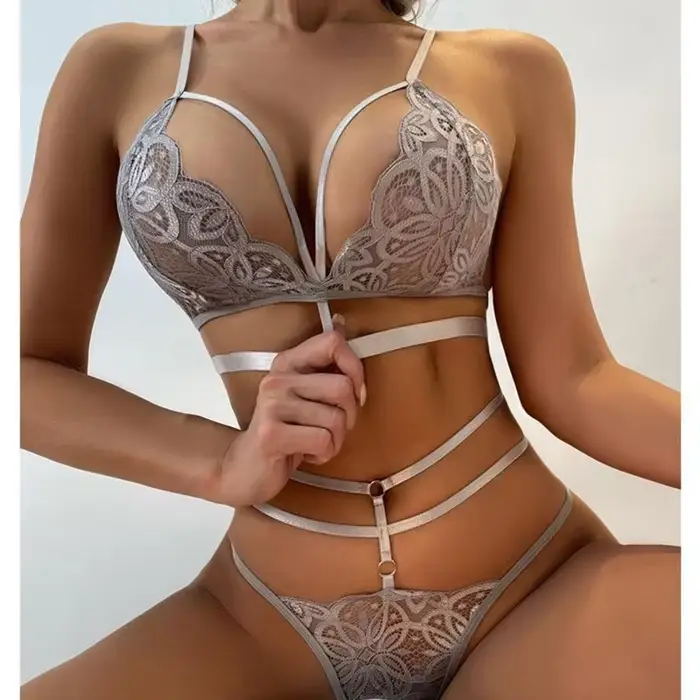 Ženská intímna sada z polyesteru a elastanu s push-up čipkou pre ženy romantické a vášnivé príležitosti