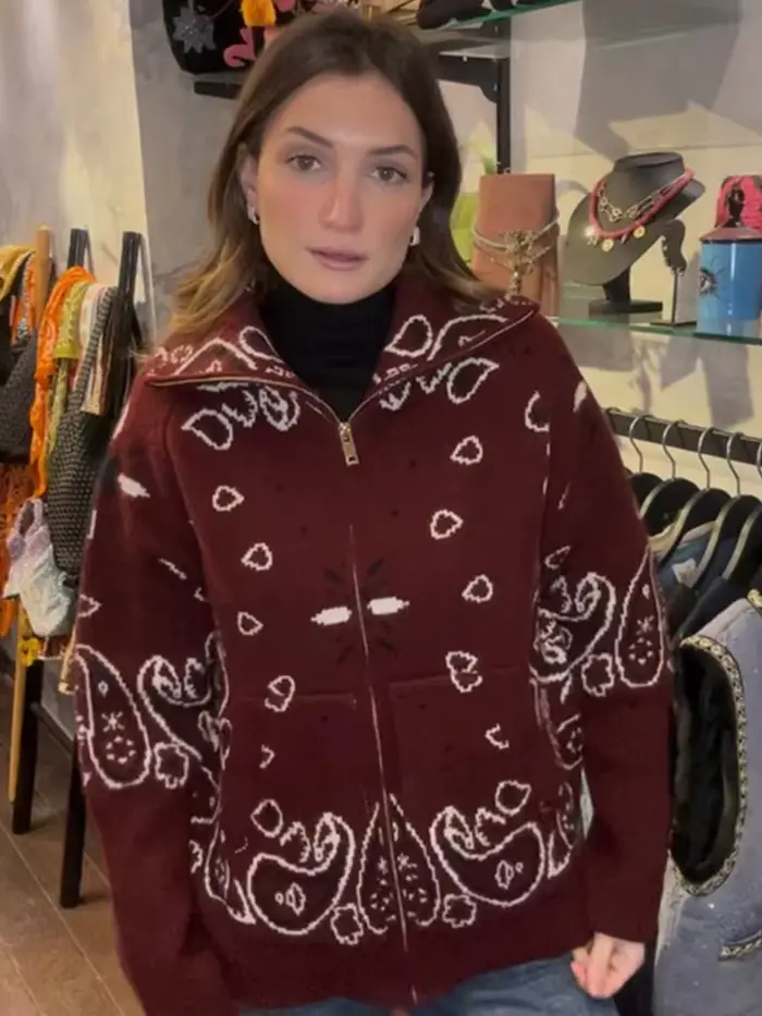 Dámsky žakárový pletený cardigan so stojačikom