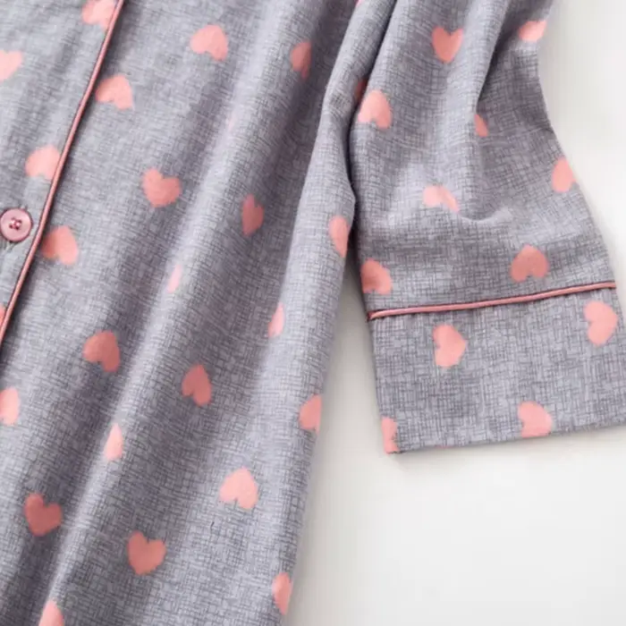 Chemise de nuit en coton flanelle longue pour femmes manches longues col rabattu poche frontale pour nuits d'automne et d'hiver occassions spéciales