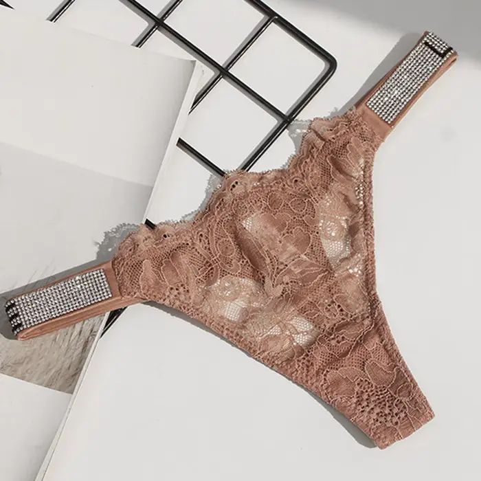 String Sexy en dentelle et strass pour femmes, taille basse, pantalon en T, culotte transparente, do